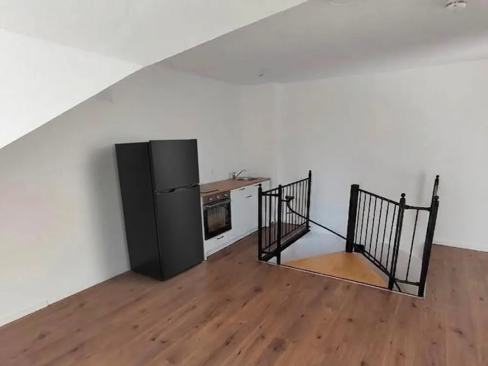 2 Zimmer Maisonette Wohnung in Uni-Nähe, Balkon & TG