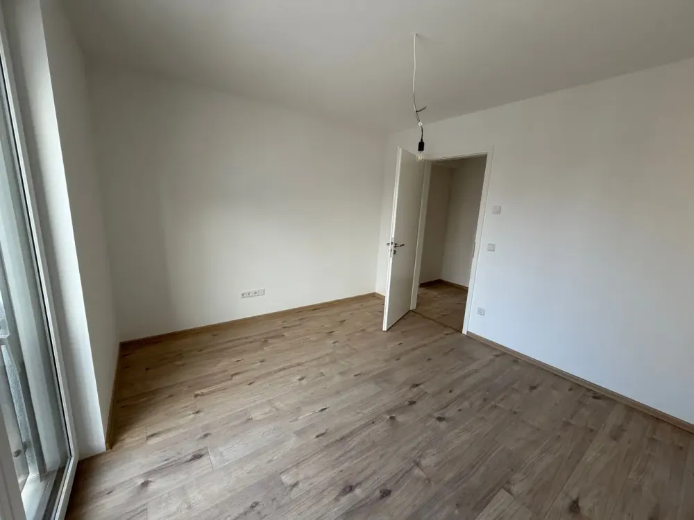 TOP! First occupancy! 2-room apartment with balcony, KFW 40 NH low-energy house, quiet location, 10 min to S-Bahn!