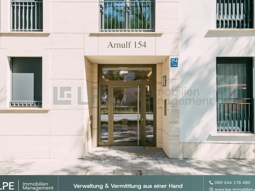 ⓁⓅⒺ Moderne Neubauwohnung mit hochwertiger Einbauküche und Stellplatz
