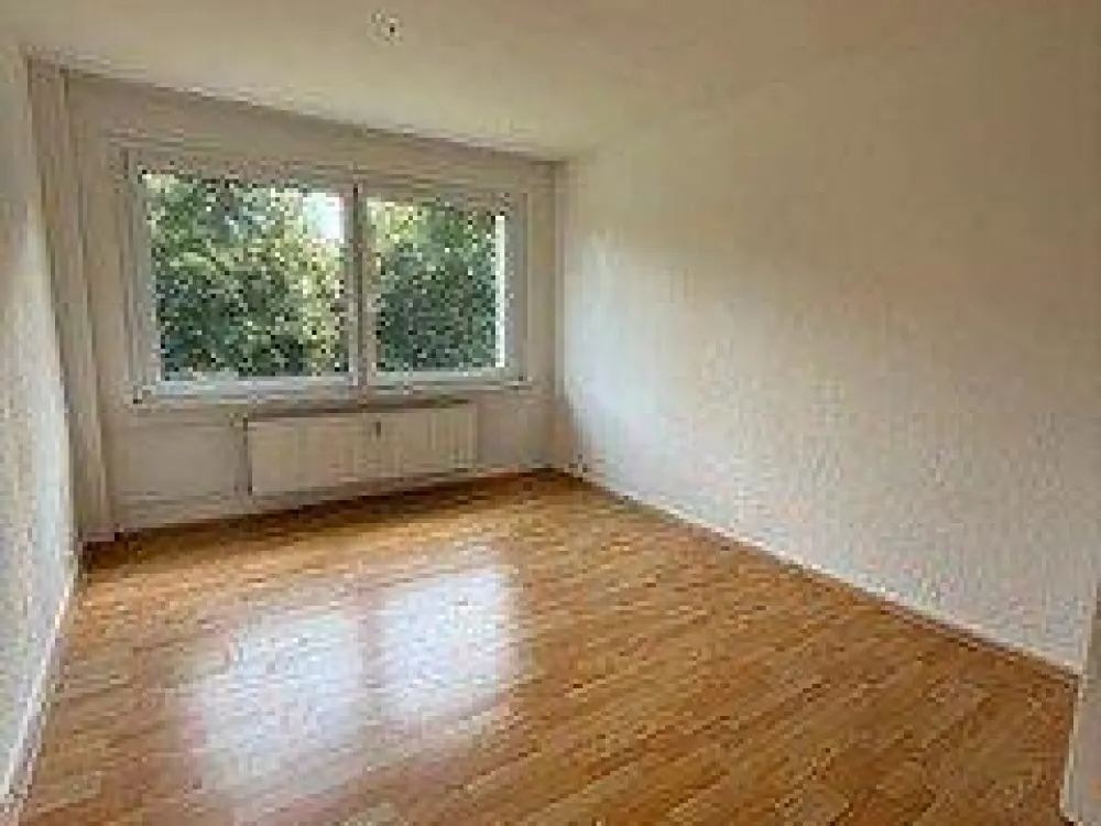 Helle 3,5-Zimmer-Wohnung mit Balkon und Stellplatz in Essen-Kettw