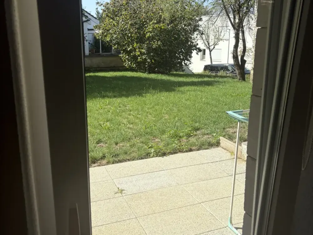 2-Zimmer-Wohnung mit Garten in Stuttgart-Degerloch