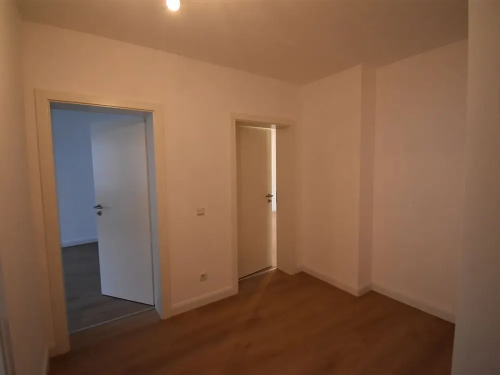 Sackgassenlage! Moderne 2-Zi-Whg mit Balkon in ruhiger Lage