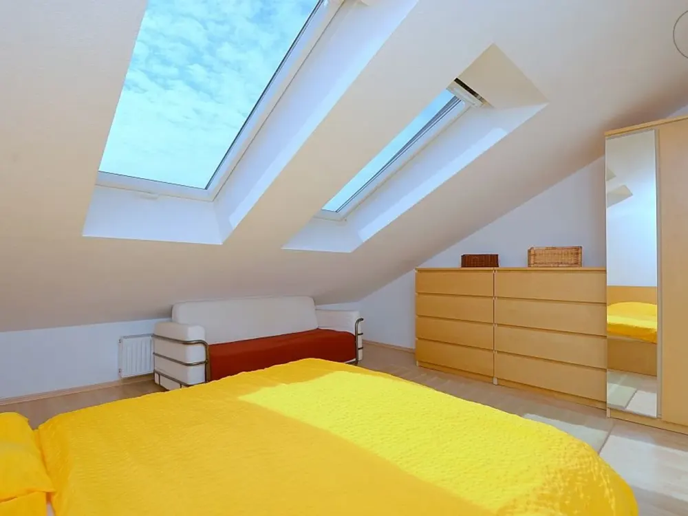 Beautiful Apartment with Balcony and Great View in Stuttgart Feuerbach