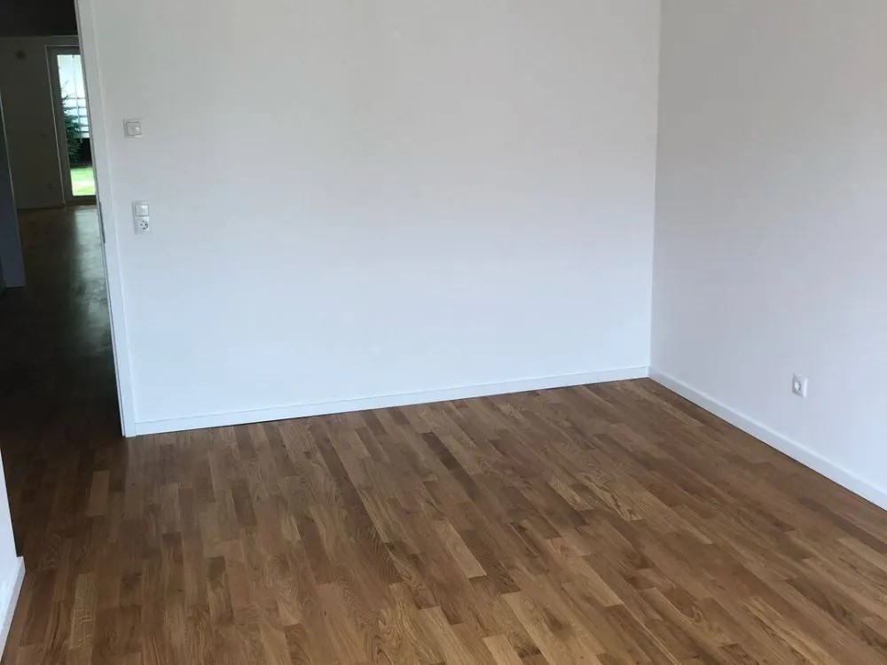 Helle 2-Zimmer-Wohnung mit hochwertiger Ausstattung in Hamburg-Marienthal