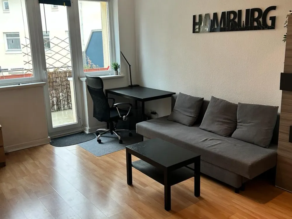 Möblierte 1-Zimmer-Wohnung mit großem Balkon zur Untermiete