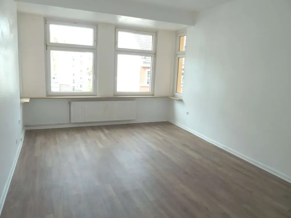 ruhige Altbauwohnung in innenstadtnaher Lage Oberhagen / rückseitiger ruhiger Balkon- hohe Decken