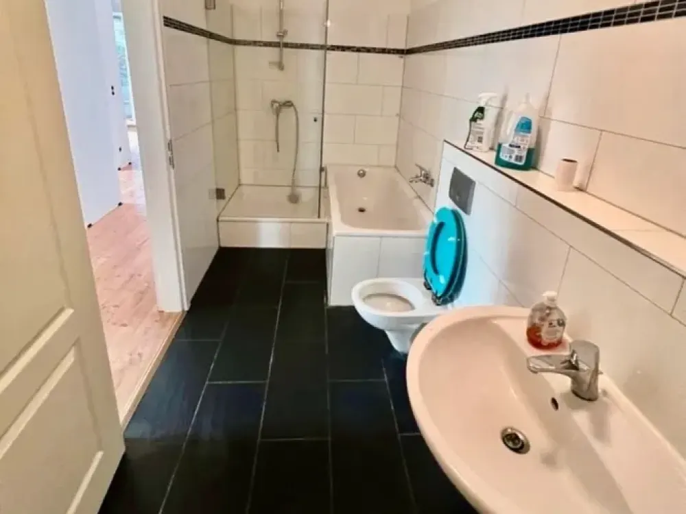 Barrierefreie EG Wohnung für 2 Personen mit Terrasse nah am Main