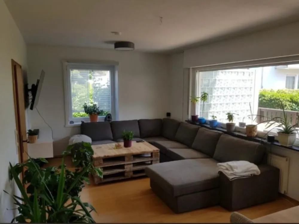 Gemütliches WG-Zimmer mit Balkon in schöner Doppelhaushälfte