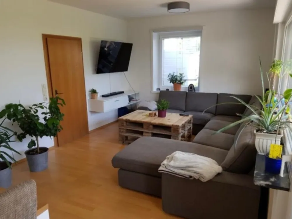 Gemütliches WG-Zimmer mit Balkon in schöner Doppelhaushälfte