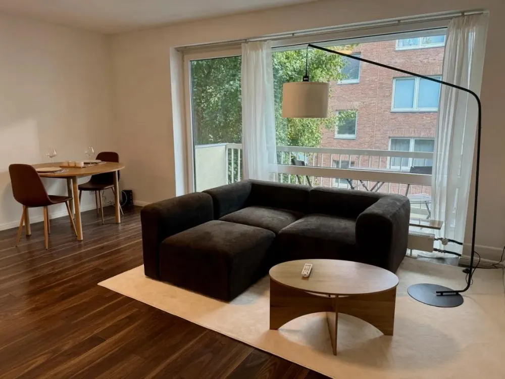 Erstbezug nach Renovierung: 2-Zimmer Wohnung im Lorrettoviertel