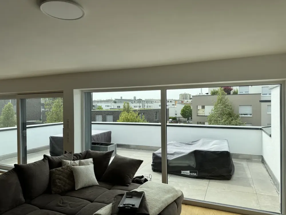 Neuwertige 2,5-Zimmer-Wohnung mit große Terrasse und Einbauküche in Sindelfingen