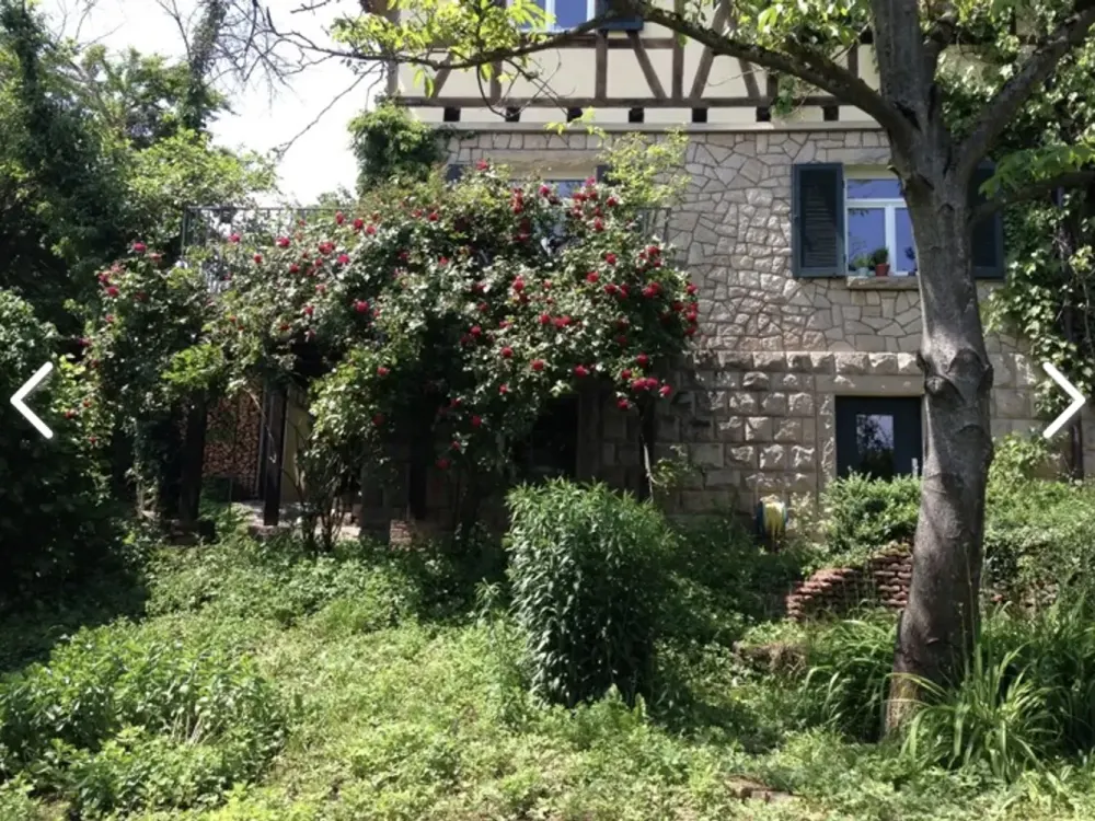 Gehobene Wohnung in saniertem Fachwerkhaus