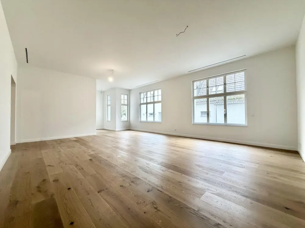 Exklusive Parklage, Luxuswohnung in Toplage