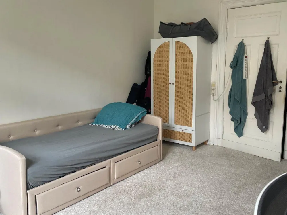 1-Room Flat: Sublet & Nachmietung