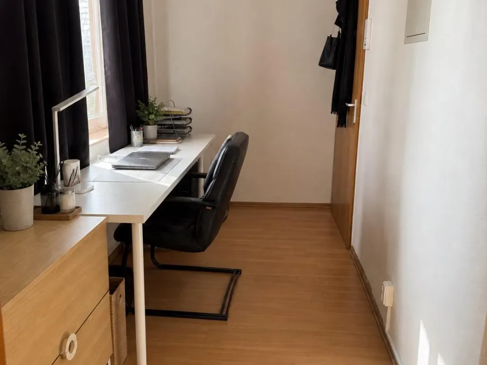 Möblierte 1-Zimmer-Wohnung mit großer Terrasse