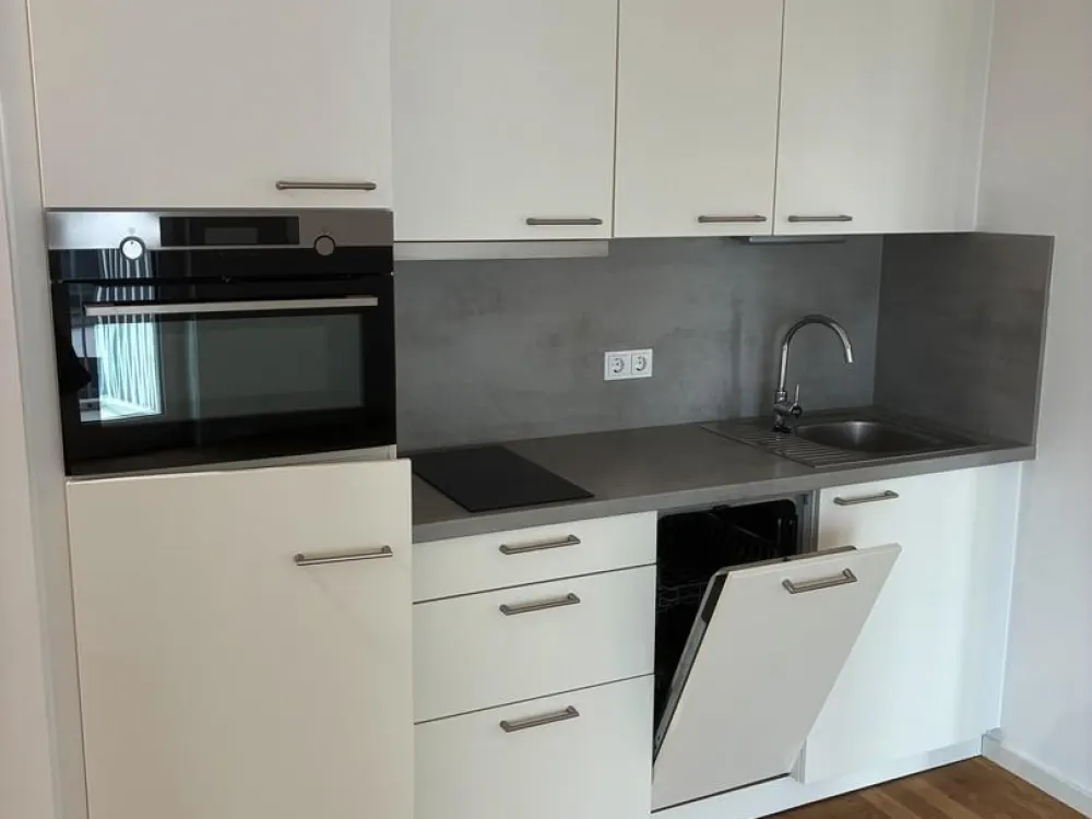 2-Zimmer in Neubau nahe S-Bahnhof Springpfuhl - sofort bezugsfrei