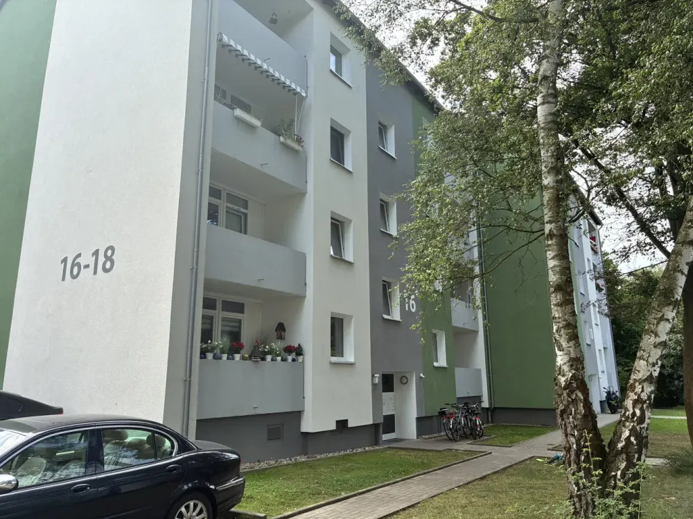 Feel at Home Here: 3.5-Room City Apartment