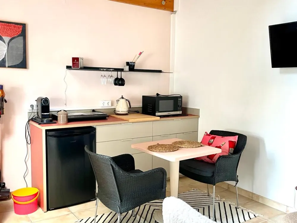 Wohnung/Studio auf Zeit komplett möbliert