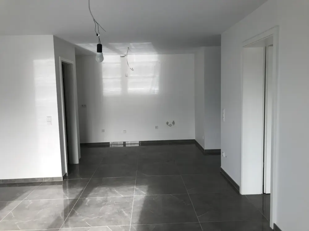 Moderne 2-Zimmer-Wohnung mit Balkon und Klimaanlage in ruhiger Lage von Langen