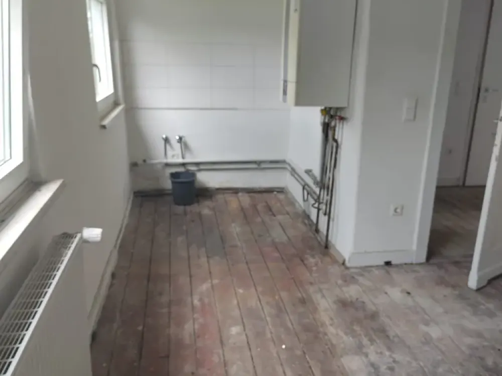 unrenovierte 2 Zimmerwohnung