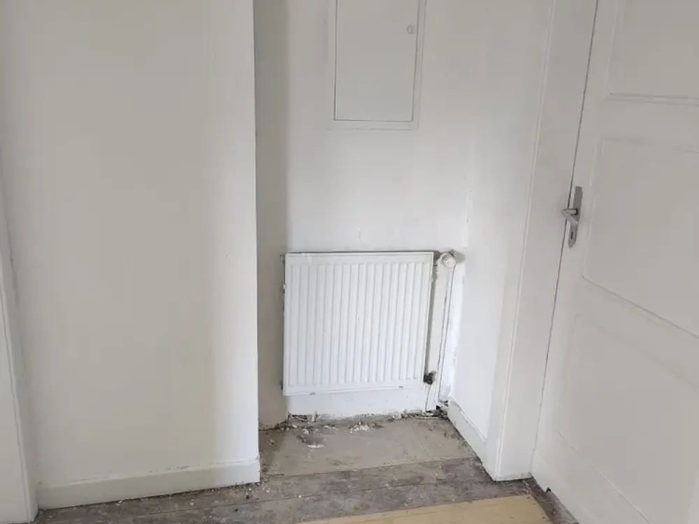 unrenovierte 2 Zimmerwohnung