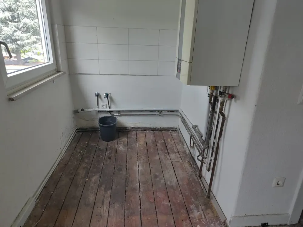 unrenovierte 2 Zimmerwohnung