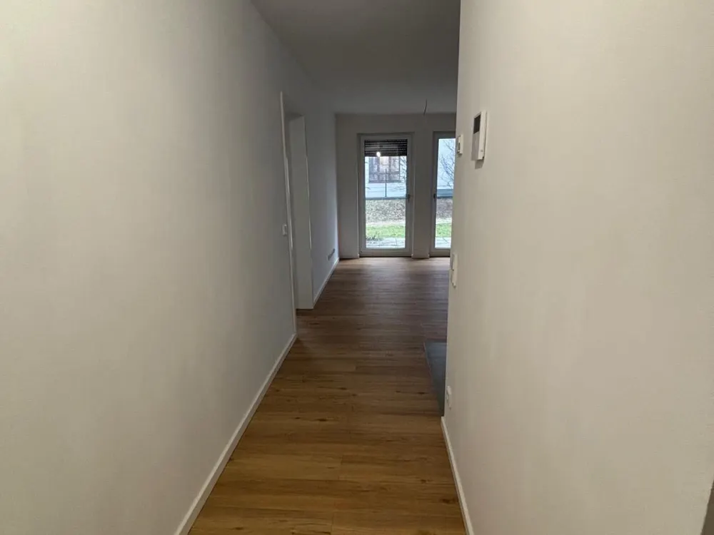 Moderne & geräumige 2 Zimmer Terrassenwohnung in Frankfurt am Main