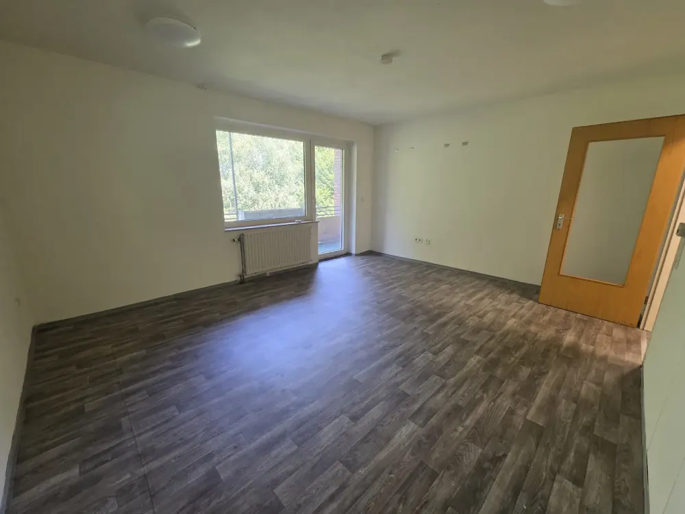 2-Zimmer-Wohnung mit Balkon, Innenstadt-West - WBS erforderlich