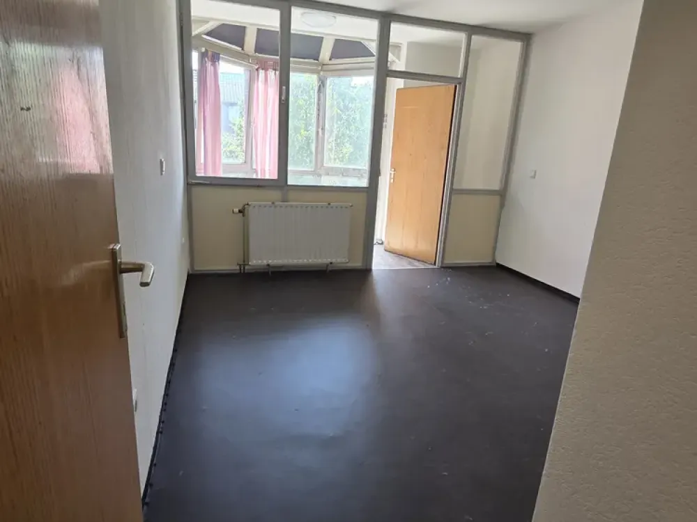 2-Zimmer-Wohnung mit Balkon, Innenstadt-West - WBS erforderlich