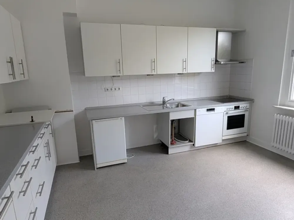 3-Zimmer-Altbauwohnung mit zusätzlichem 1-Zimmer Appartement