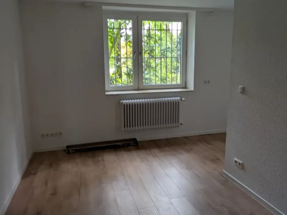 3-Zimmer-Altbauwohnung mit zusätzlichem 1-Zimmer Appartement