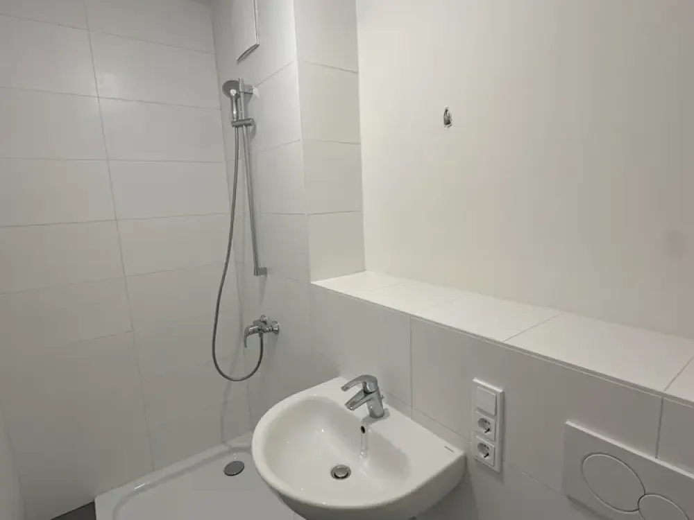 Apartment nur für Student_innen und Auszubildende Sammelbesichtigung am 10.09.2026 11-12 Uhr