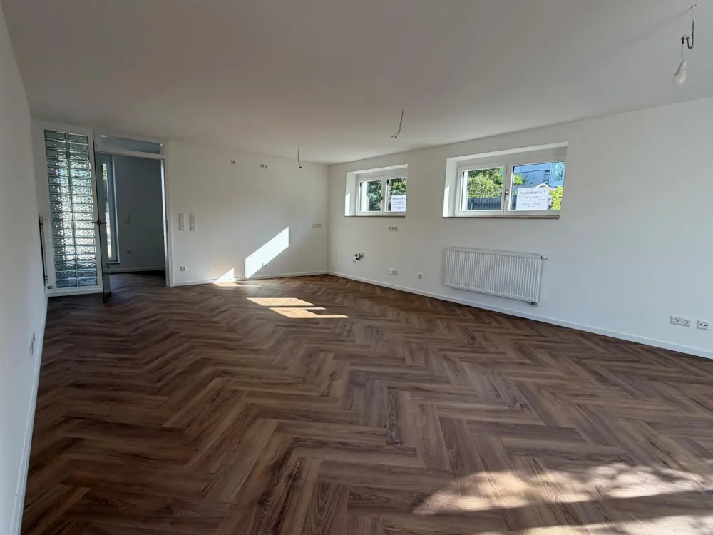 Dream Apartment with Two Terraces, Stylish Living in a High-Quality Fully Renovated Ground Floor Apartment
