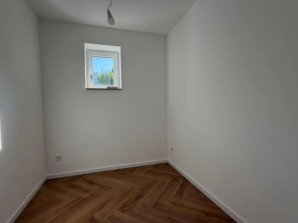 Dream Apartment with Two Terraces, Stylish Living in a High-Quality Fully Renovated Ground Floor Apartment