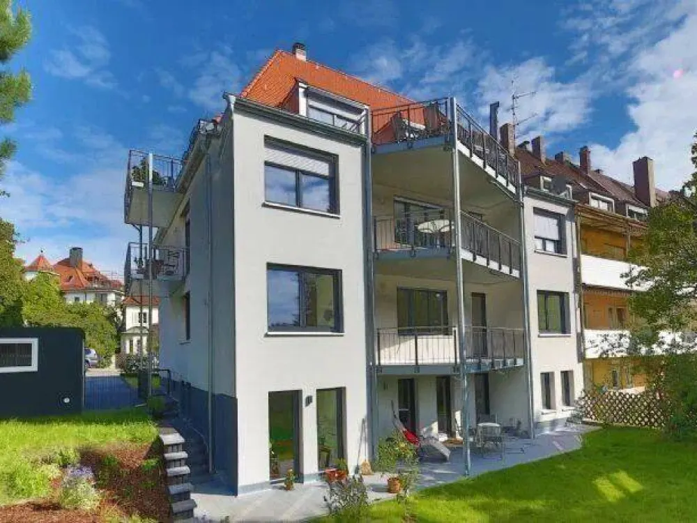 Traumhafte 3,5 Zimmer Wohnung unterhalb des Rechenbergs