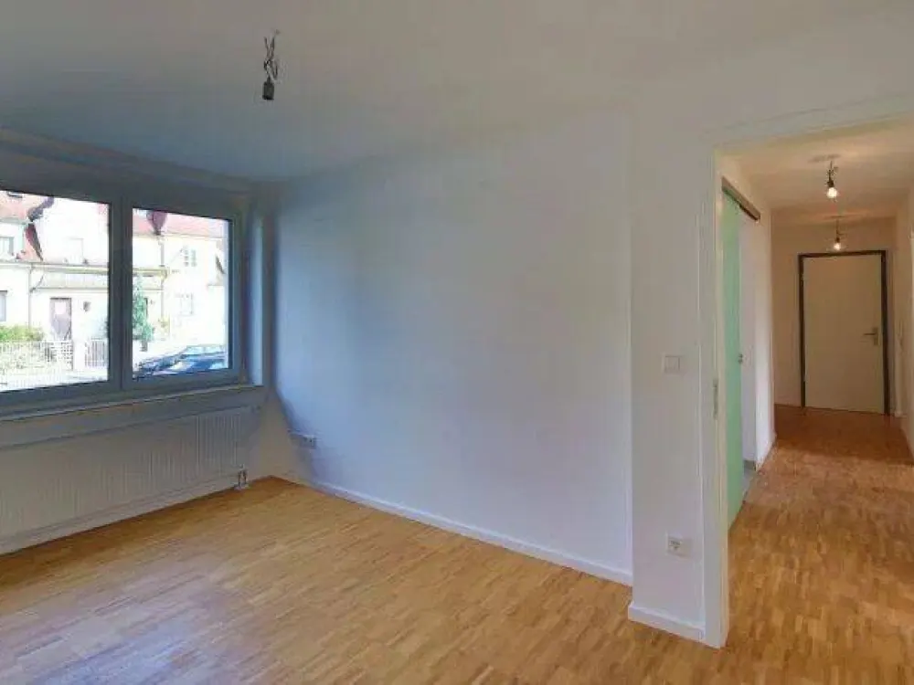 Traumhafte 3,5 Zimmer Wohnung unterhalb des Rechenbergs