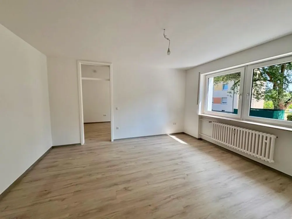 Bezugsfertige 2-Zimmer-Wohnung mit großem Balkon