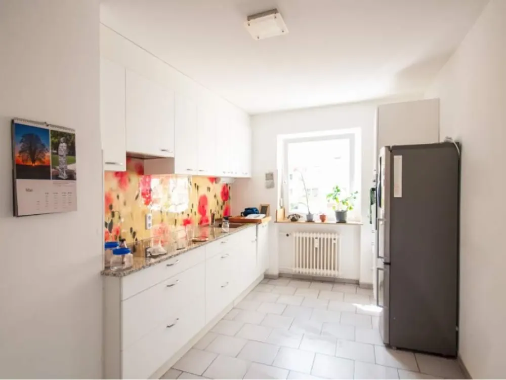 Seenahe 2-Zimmer-Wohnung mit toller EBK, Balkon, Garage in Bodolz
