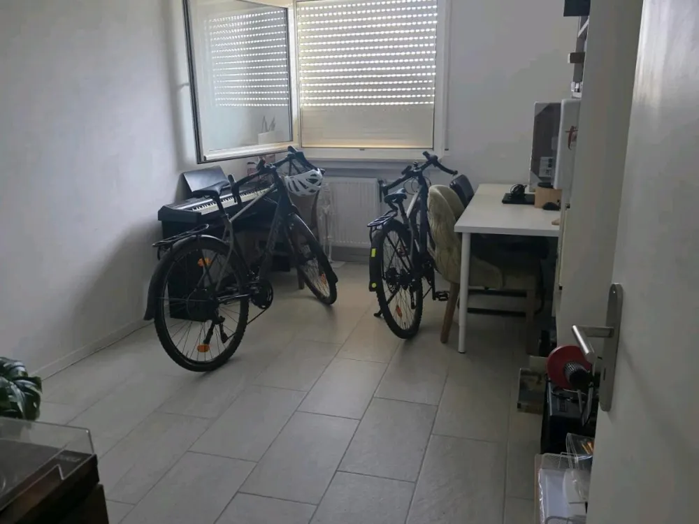 Lebendig wohnen in Stuttgart: 3-Zimmer-Wohnung mit Balkon
