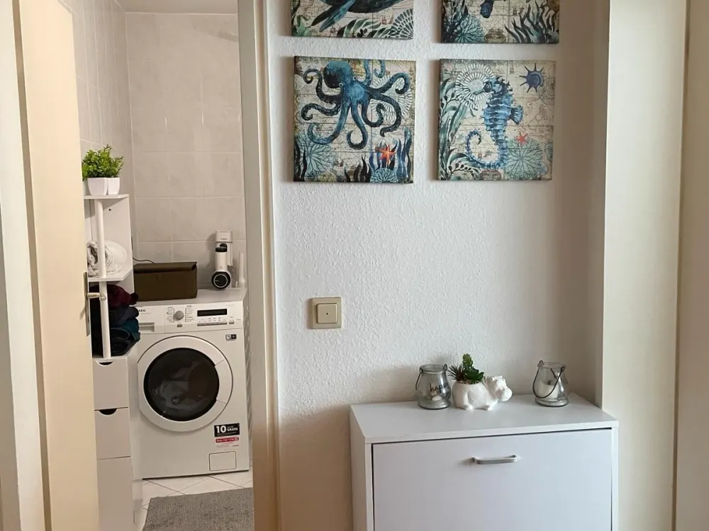 1 Zimmer Wohnung zu UNTERMIETE November (01.11 bis 28.11.2026)