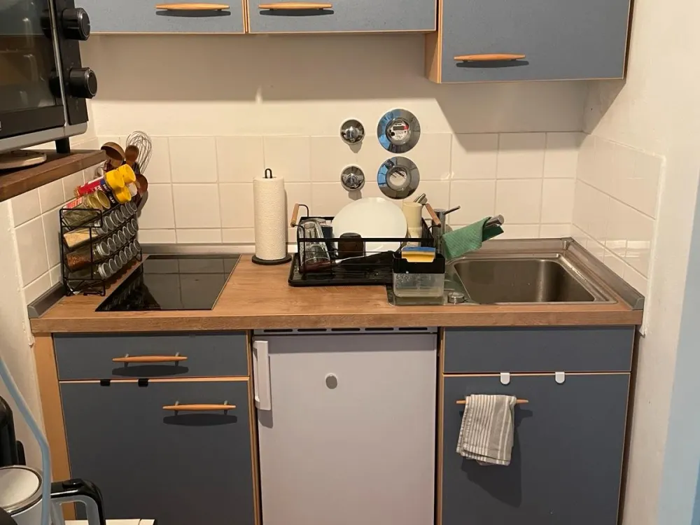 1 Zimmer Wohnung zu UNTERMIETE November (01.11 bis 28.11.2026)