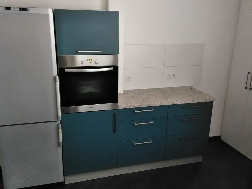 Modernisierte 2-Zi-Wohnung mit Einbauküche in Stuttgart
