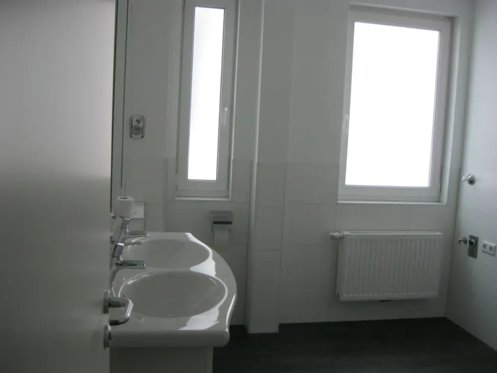 Modernisierte 2-Zi-Wohnung mit Einbauküche in Stuttgart