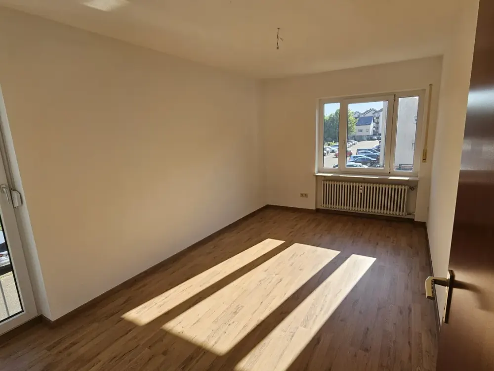 Newly Renovated 3 1/2 Room Apartment on the 1st Floor for 1-3 People