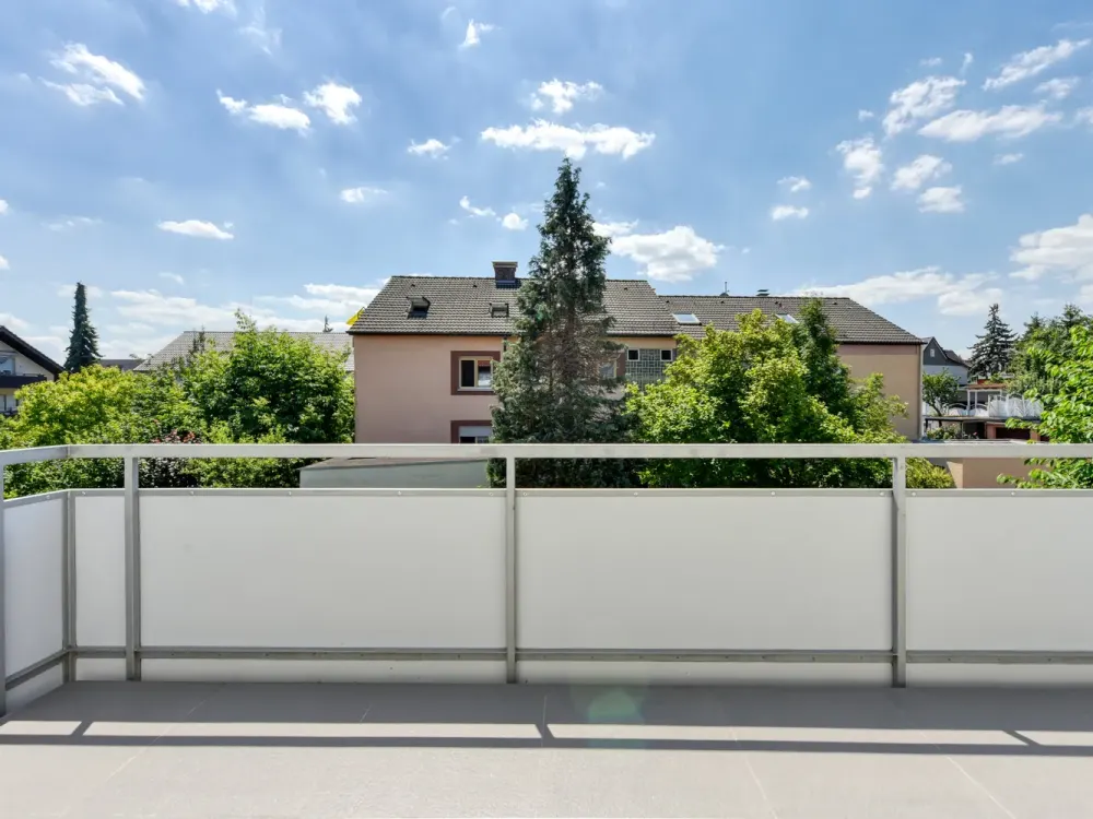 +++ sonniger Süd-Balkon - zentral & ruhig - hochwertig modernisiert - EBK-Übernahme möglich +++