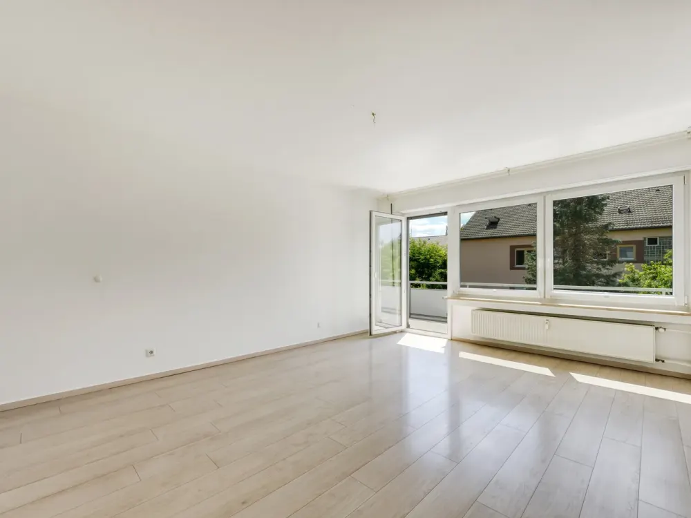+++ sonniger Süd-Balkon - zentral & ruhig - hochwertig modernisiert - EBK-Übernahme möglich +++