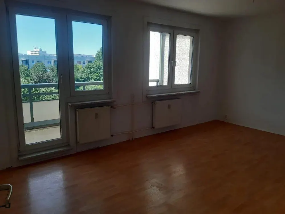 Ruhig gelegene 4-Raum-Wohnung in Berlin-Marzahn