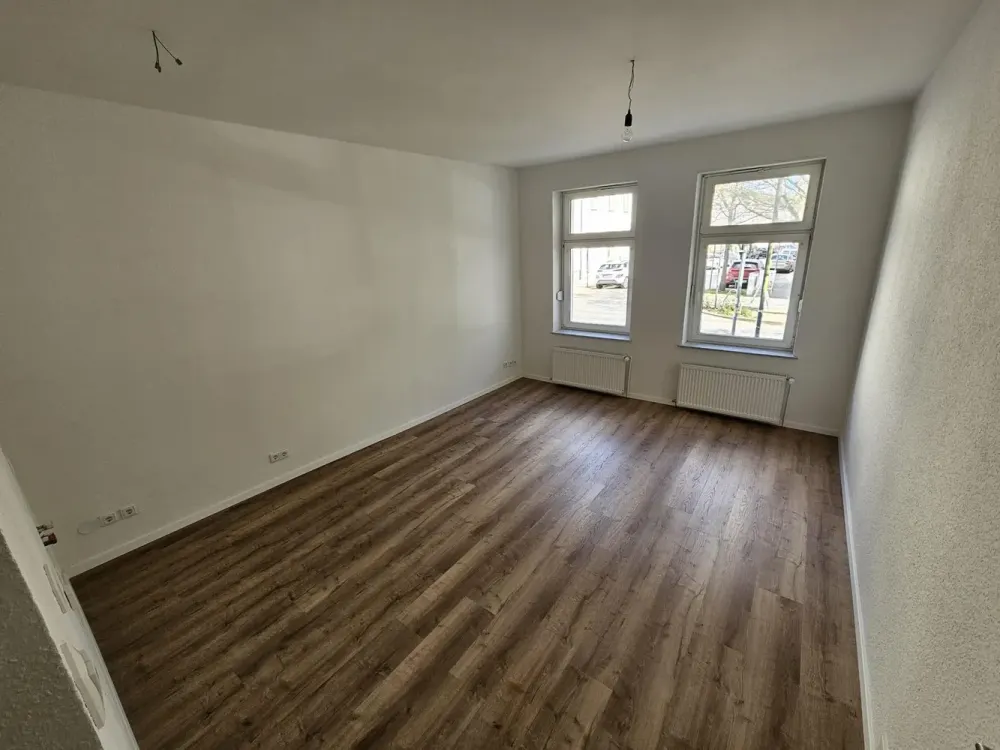 Stilvolle 2-Zimmer-Wohnung mit Regendusche, Badewanne & hochwertiger Ausstattung in Bernau
