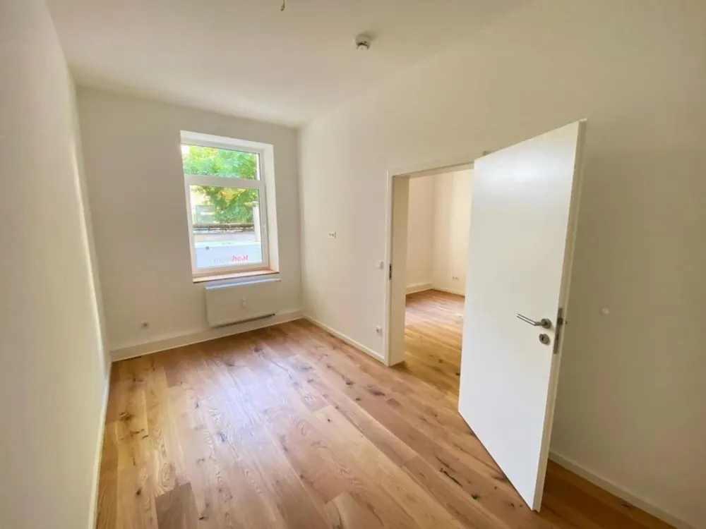 Moderne 2-Zimmer-Wohnung mit hochwertiger Einbauküche in Offenbach