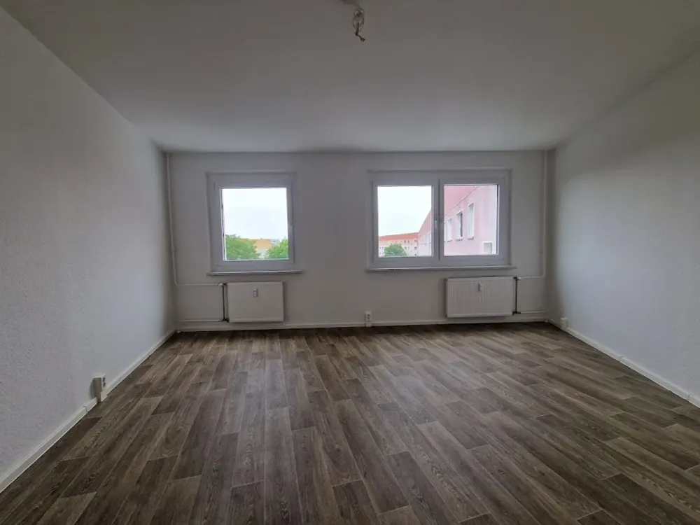 2 NKM geschenkt // Ein Tanzpalast zum wohlfühlen // 3 Zimmer mit Wannenbad + Balkon!